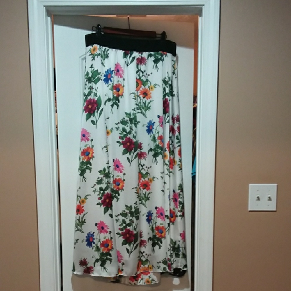 Lularoe XL Lucy maxi length skirt